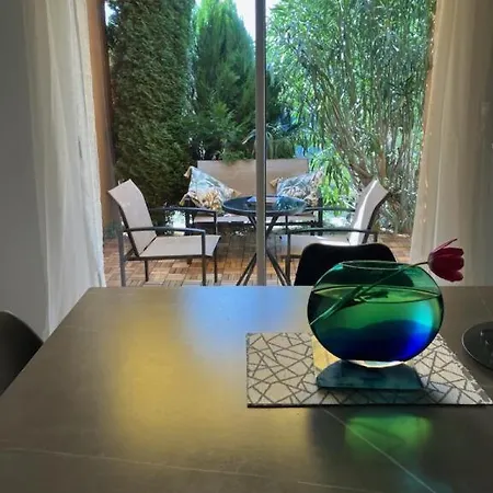 Mona Villa